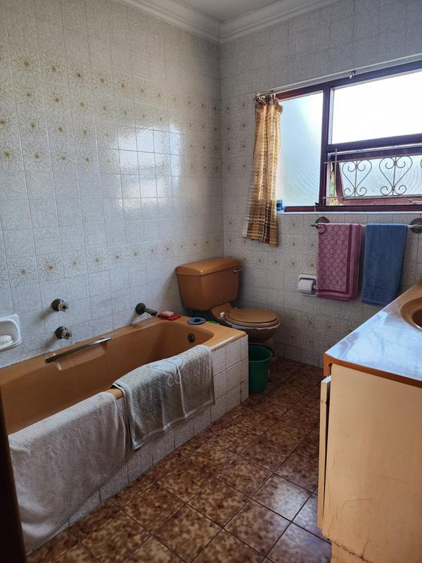 3 Bedroom Property for Sale in Kabega Park Eastern Cape